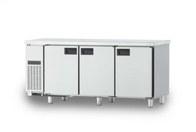 SYDR-WTBS-18-2	     6尺不鏽鋼冷凍冷藏工作台(左機房)